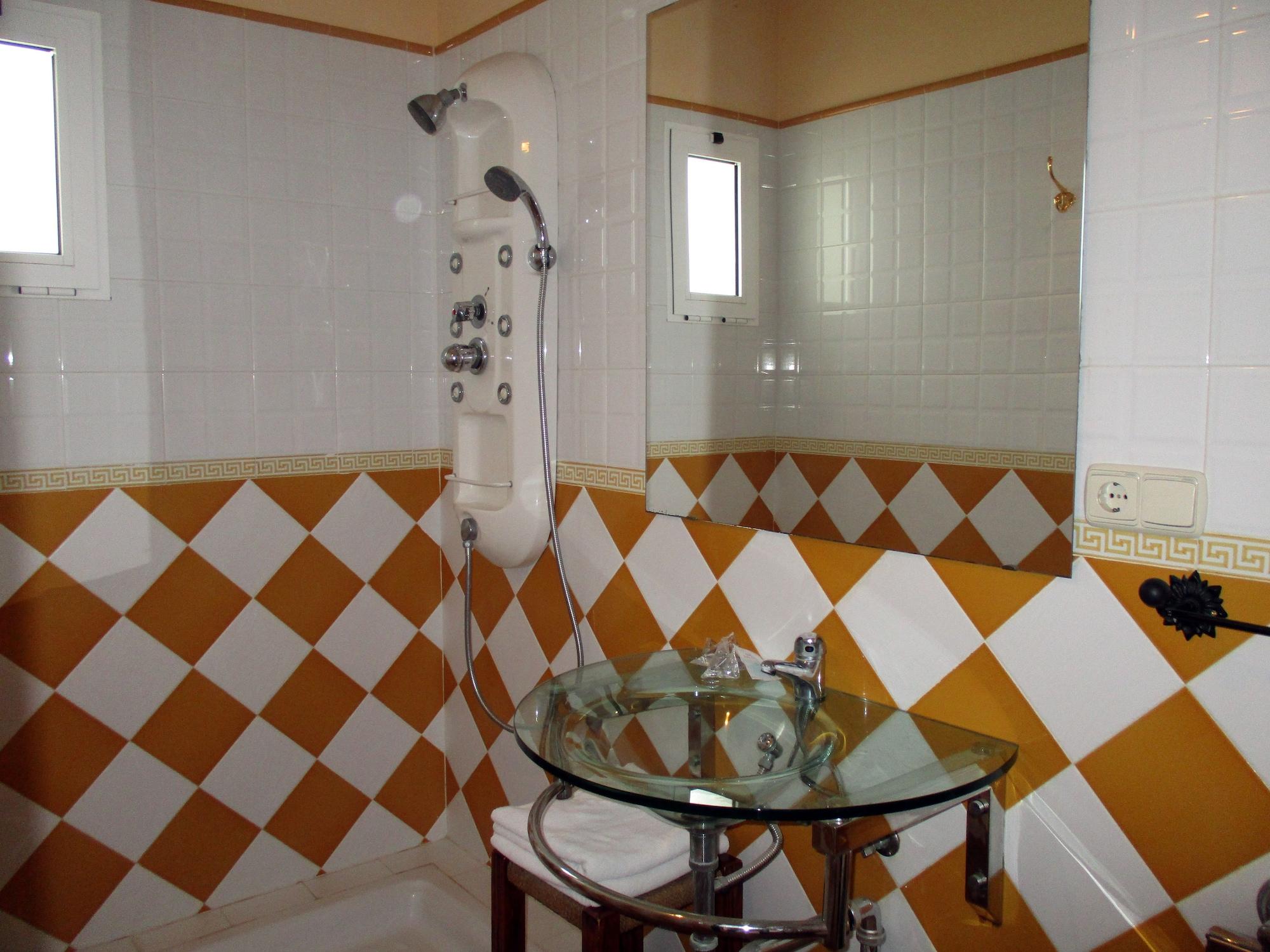 Hotel Marina Huelva Buitenkant foto