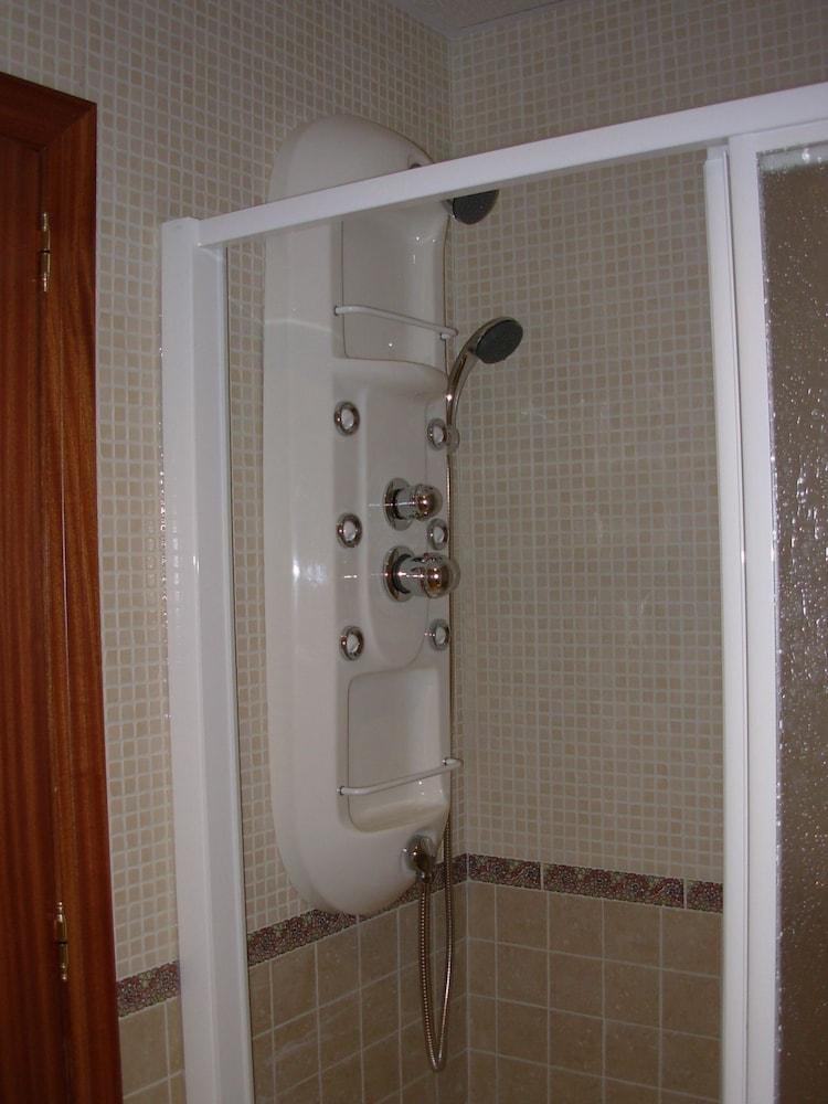 Hotel Marina Huelva Buitenkant foto